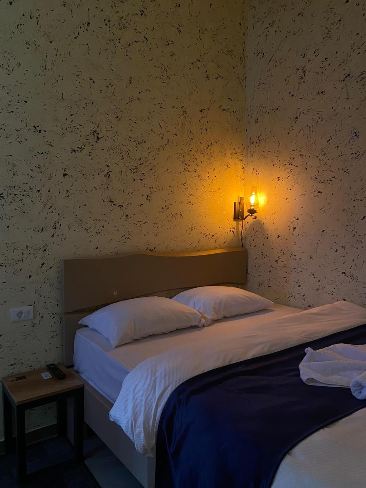 Hotel In Time Prizren Szoba fotó